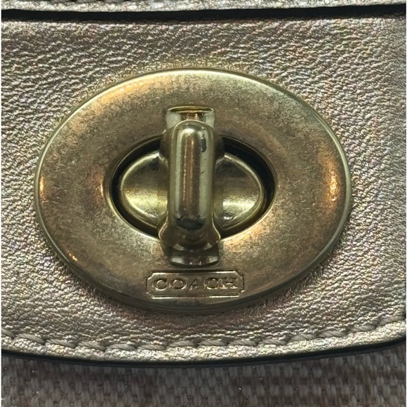 Coach Penelope Signature Linen Shoulder Bag F19266 - Picture 5 of 15